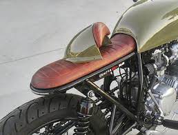 Removable Seat Cowl Cb550 Hondacustomcycles Honda Hondacb550 Projectbike Caferacerxxx Caferacer Jccs Cafe Racer Seat Cb750 Cafe Racer Cafe Racer Bikes