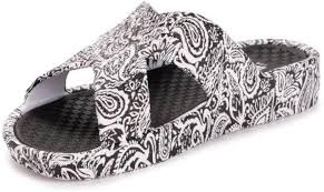Amazon.Com | Muk Luks Lukees Women'S Sand Games Sandals, Papaya, 6 |  Flip-Flops