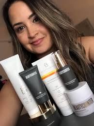 Hi everyone. I am Lauren the owner of Presh. 🌸 Born and raised