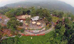 Rumah hobbit paraland resort / rumah hobbit paraland resort / rumah hobbit… Paraland Majalengka Lokasi Fasilitas Harga Tiket