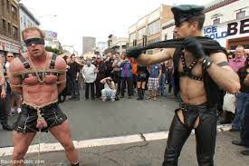 Slave gay gets tied up, pissed and fucked outdoor in public - Pichunter