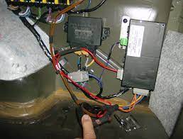 Instalacija za povezivanje xenona mondeo mk3. Ahk Dauerplus Freischalten Elektrik Elektronik Mondeo Mk4 Community