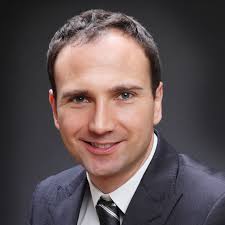 Ian Finn's Instagram, Twitter & Facebook