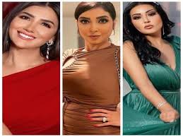 أثارت الفنانة سمية الخشاب الجدل، وتصدرت محركات البحث وصفحات التواصل الاجتماعي، خلال الساعات الماضية بعد نشر عدة صور لها عبر حسابها بـ«فيس بوك»، وهي ترتدي «برُنص حمام» باللون الأبيض معلقة عليها :«الجمال الحقيقي هو أن. Ø¥Ø·Ù„Ø§Ù„Ø§Øª Ø§Ù„ÙŠÙˆÙ… Ø³Ù…ÙŠØ© Ø§Ù„Ø®Ø´Ø§Ø¨ Ø¨ÙØ³ØªØ§Ù† Ø£Ø®Ø¶Ø± ÙˆÙŠØ§Ø³Ù…ÙŠÙ† ØµØ¨Ø±ÙŠ Ø¬Ø°Ø§Ø¨Ø© Ù…ØµØ±Ø§ÙˆÙ‰