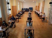Wyjątkiem są tegoroczni absolwenci najwyższych klas szkół ponadpodstawowych. Rltxzojqbll8rm