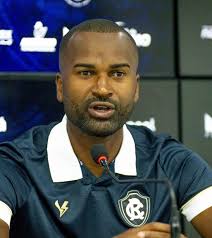 De volta ao futebol paraense após nove anos, Reniê é apresentado no Remo:  "Que essa caminhada seja de sucesso"