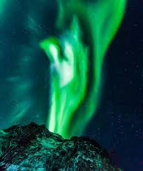 Contrary To Popular Belief Space Weather Does Not Stop When Sunspots Vanish Recent Nights Are Proof Bright Auroras Image Space Photography Northern Lights