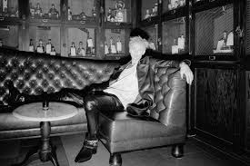 Mais relevante free boy makes a real pleasure for his girlfriend videos from todos. Don T Call Him Machine Gun Kelly The New York Times