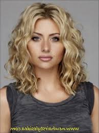 Do perms ruin your hair? Loose Perms For Medium Hair Hairstyles For Shoulder Length Permed Hair Hair S Medium Curly Hair Styles Medium Length Curly Hair Curly Hair Styles Naturally