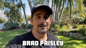 Repost Brett Ringo ( Johnny Ringo's ) Dee Jaye Bux & Route 33 a couple  Johnny Ringo's regulars and some bloke called Brad Paisley at Savannah in  the Round! Going to be