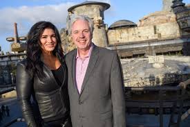 Carano began her training with muay thai to competitive mma, where she competed in strikeforce and elitexc. How Did Disney S The Mandalorian Actress Gina Carano Learn That She Was First In Line For The Role Of Cara Dune Espn Front Row