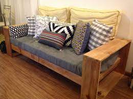 Sofa Feito Com Pinus Considerando O Menor Desperdicio De Material Possivel Feito Por Mim E Meu Pai Sofa De Madeira Moveis De Paletes Rustico Madeira