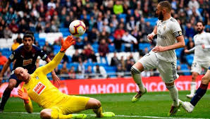 James rodríguez scored real madrid's first ever la liga goal against éibar. Real Madrid 2 1 Eibar Player Ratings As Karim Benzema Brace Earns Hosts Victory Sport360 News
