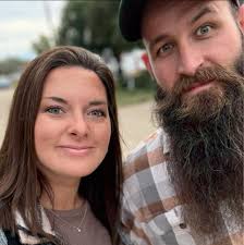 Do y'all put something under your vinyl flooring in your barns to keep our  moisture?