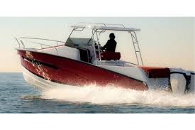 Bateaux Com Actualite Du Bateau De La Mer Et Du Nautisme Bateau A Moteur Bateau Yacht