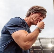 Alla guida della mannschaft ininterrottamente dal 2006 — secondo solo al commissario tecnico della nazionale uruguaiana óscar tabárez per longevità sulla stessa panchina —, ha guidato la nazionale tedesca alla. Dfb Ruling Joachim Low After The Defeat Against Austria Angry