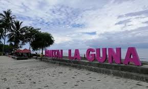Pantai laguna sendiri sebenarnya ada di beberapa daerah di indonesia seperti di kabupaten kebumen dengan pantai laguna bopong puring. 6 Nuansa Yang Membuat Kita Wajib Berkunjung Ke Pantai Laguna Lampung Jejakpiknik Dot Com