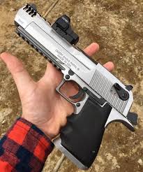 1023 x 612 jpeg 36 кб. Pin Em Powerful Pistols And Revolvers