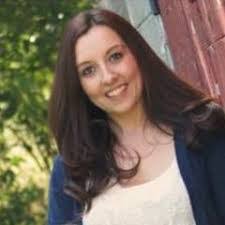 Tanya Esser's Instagram, Twitter & Facebook