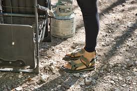 If for some reason this isn't possible, we generally suggest that folks who wear a half size go up to the next nearest whole size. Teva Universal Trail Sandals Review Functional Fashionable And Eco Friendly Bearfoot Theory