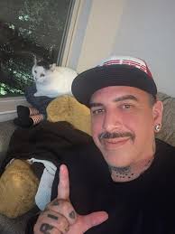 Any couples in the Atlanta area? My husband and I are always looking to  meet new people and hang out!