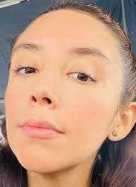 Marian Arroyo's Instagram, Twitter & Facebook