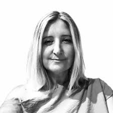 Leonie mcdonald (@lmacstyling) • Instagram photos and videos