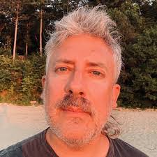 Kenneth Raab's Instagram, Twitter & Facebook