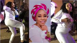 Popular gospel singer tope alabi is on the hot seat following her criticism of colleague adeyinka in a video making the rounds on social media, tope alabi said god isn't her guarantor because he's. Tope Alabi Ignored Critics For Dancing Naira Marley S Gbese Dance