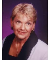 Geraldine Travis's Instagram, Twitter & Facebook