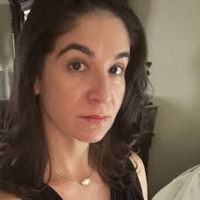 People with avoidant attachment: what pushes you away the most?