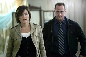If you haven't seen the latest extended promo for what's coming up. Law Order Svu S Benson Stabler Reunite In Crossover Promo Hollywood Life