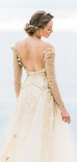 32 Whimsical And Ethereal Wedding Dresses For Fairy Tale Brides Praise Wedding Wedding Dresses Whimsical Glamorous Wedding Gowns Wedding Dresses Lace