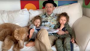 Levar jorge marcus burton is an american actor and children's television host. Wire Buzz Jeff Goldblum Reads Disney Pinocchio Levar Burton Reads Neil Gaiman