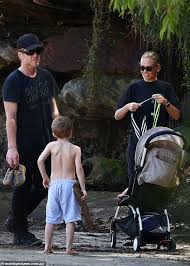Mate i'm definitely getting on the kotoni staggs tonight. Freedomroo Lara Bingle And Her Husband Sam Worthington Enjoy A Beach Day With Their Three Sons In Sydney Australiannewsreview