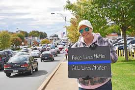 Hundreds rally in Springfield to show support for law enforcement