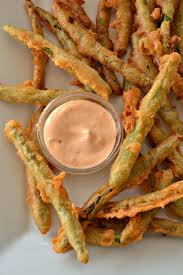 Crispy Fried Green Beans With Sriracha Mayo Recipe Fried Green Beans Recipes Green Beans