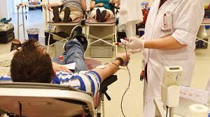 Bislang ist es noch nicht gelungen, blut durch eine andere flüssigkeit oder einen anderen stoff zu ersetzen. Blutspenden In Corona Zeiten Ist Das Auch Sicher Das Sagt Ein Helfer Schliersee