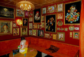 Creepy Clown Room The Funhouse In Portland Oregon Creepy Clown Scary Clowns Creepy