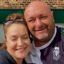 11 Carmarthenshire roads could switch back from 20mph to 30mph  https://www.walesonline.co.uk/news/wales-news/11-carmarthenshire-roads-linked-switch-31524862 