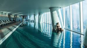 (～市, formerly ～府, ～路) guangzhou (a major city and port, the capital city of guangdong, in southeastern china). å¹¿å·žé…'åº— å¹¿å·žå››å­£é…'åº—