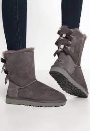 We did not find results for: Ugg Bailey Bow Stiefelette Grey Grau Zalando De