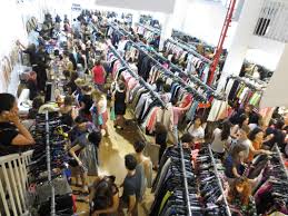 Sample Sale Shopping Tips 8 Things To Know Stylecaster