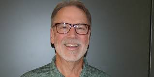 Tom Edington's Instagram, Twitter & Facebook