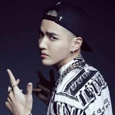 flora avakian (@FAvakian)