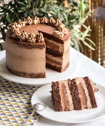 La Recette Du Layer Cake Au Chocolat Weddingcake Wedding Cake Gros Gateau Au Chocolat Recette Cake Design Cake Chocolat