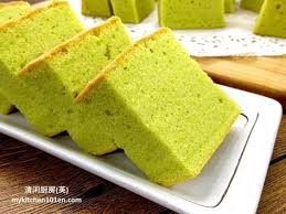 Campur semua bahan kecuali pasta pandan dalam mangkok stainless. Pandan Coconut Milk Butter Cake Is A Southeast Asian Flavour Butter Cake Pandan And Coconut Milk Are A Pe Cooking With Coconut Milk Butter Cake Asian Desserts