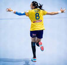 Cristina neagu a été déterminante pour son équipe, terminant à la fois meilleure arrière gauche, meilleure marqueuse et meilleure passeuse9. Cristina Neagu Crisneagu8 Twitter