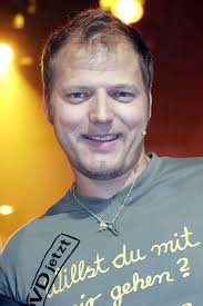 Vom Elektroniker zum Comedian: Durch die Jahre mit Mario Barth