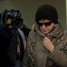 Beate zschäpe ist die einzige überlebende der terrorzelle nationalsozialistischer untergrund. Die Mutter Von Beate Zschape Schweigt Im Nsu Prozess Derwesten De